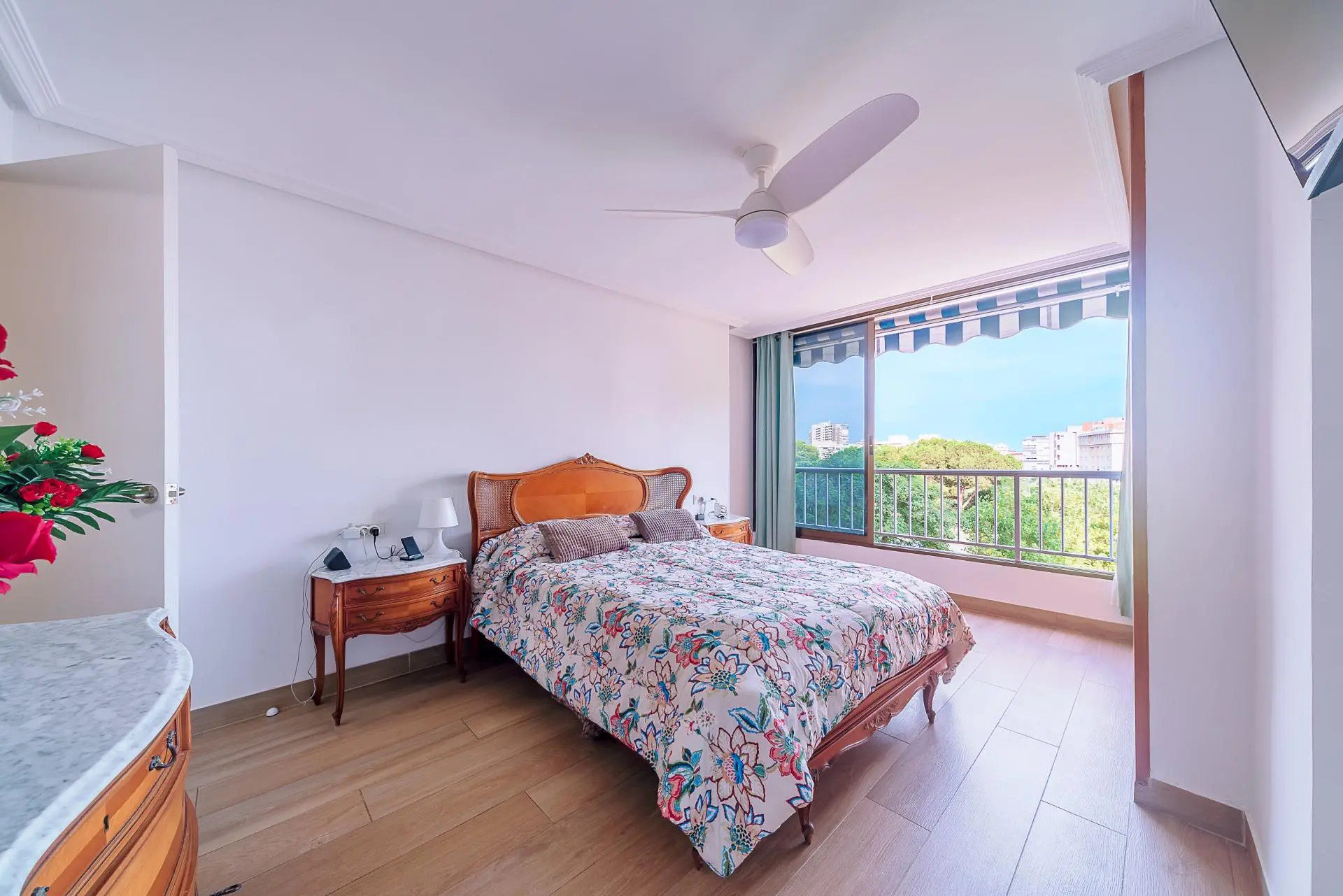 Flat 127 M² In Alicante, Spain
