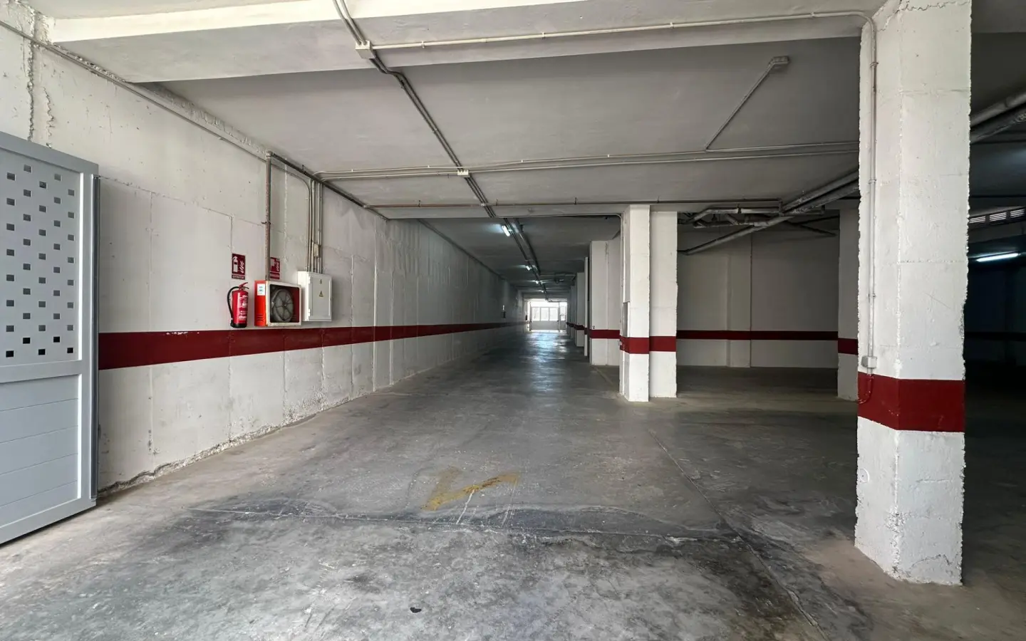 Garage Of 37 M² In Torrevieja, Spain