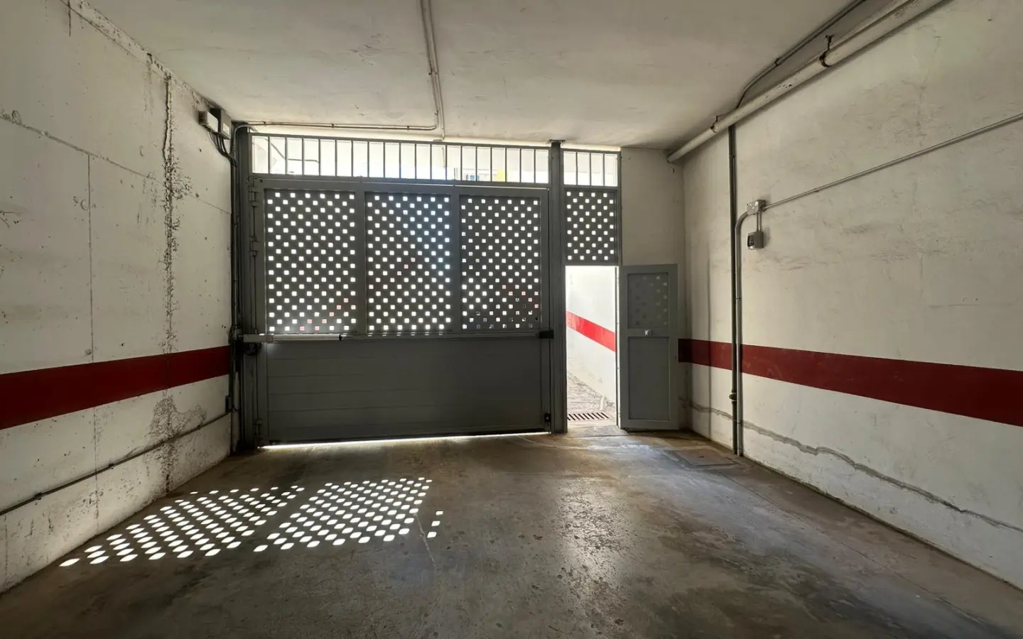Garage Of 37 M² In Torrevieja, Spain