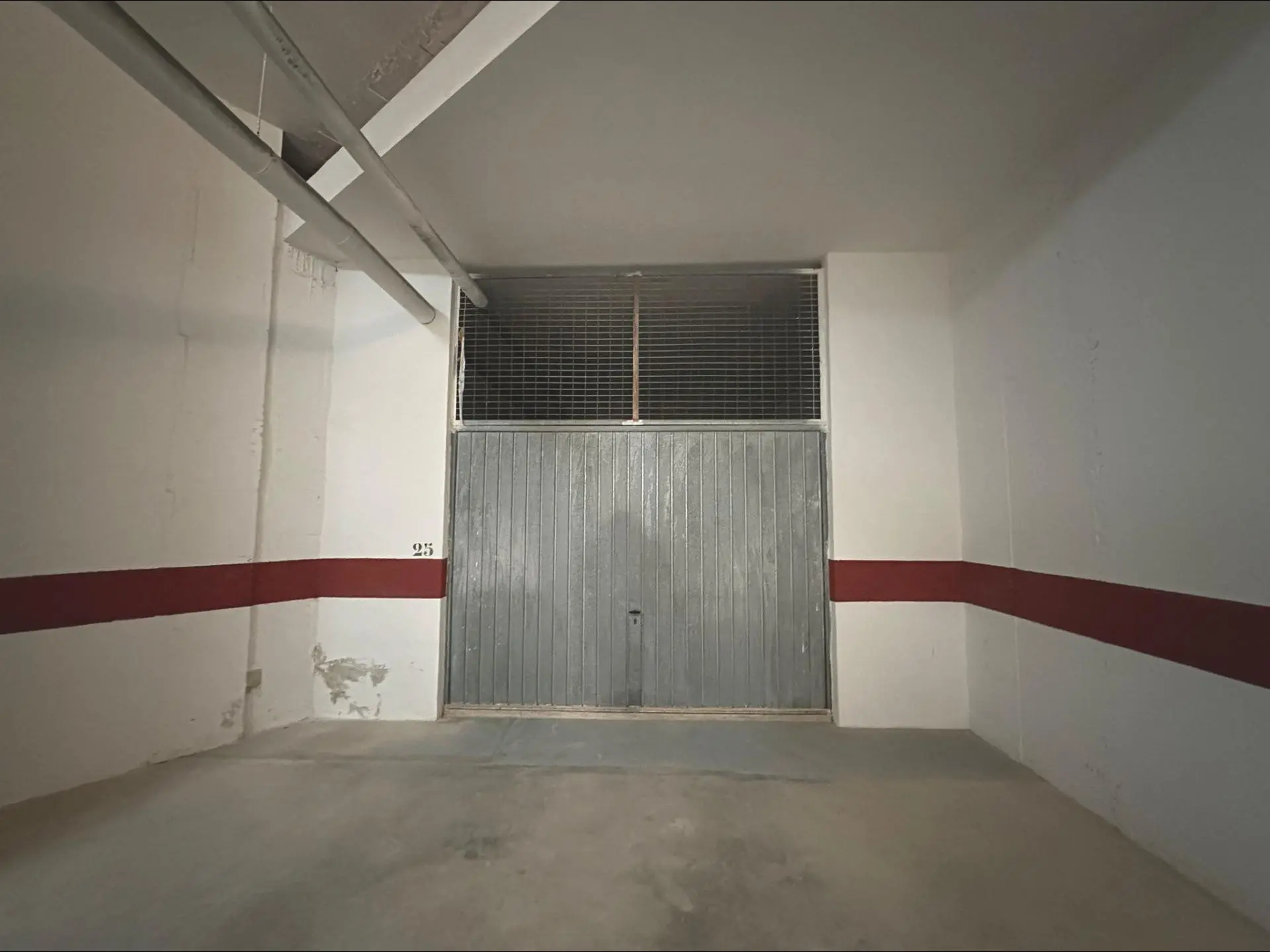 Garage Of 37 M² In Torrevieja, Spain