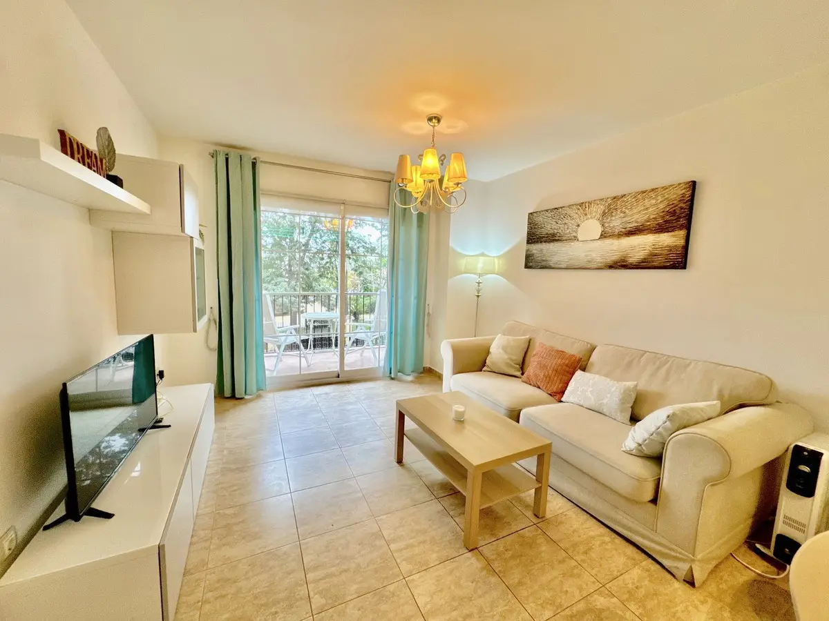 Apartment Of 96 M² In Estepona, Spain
