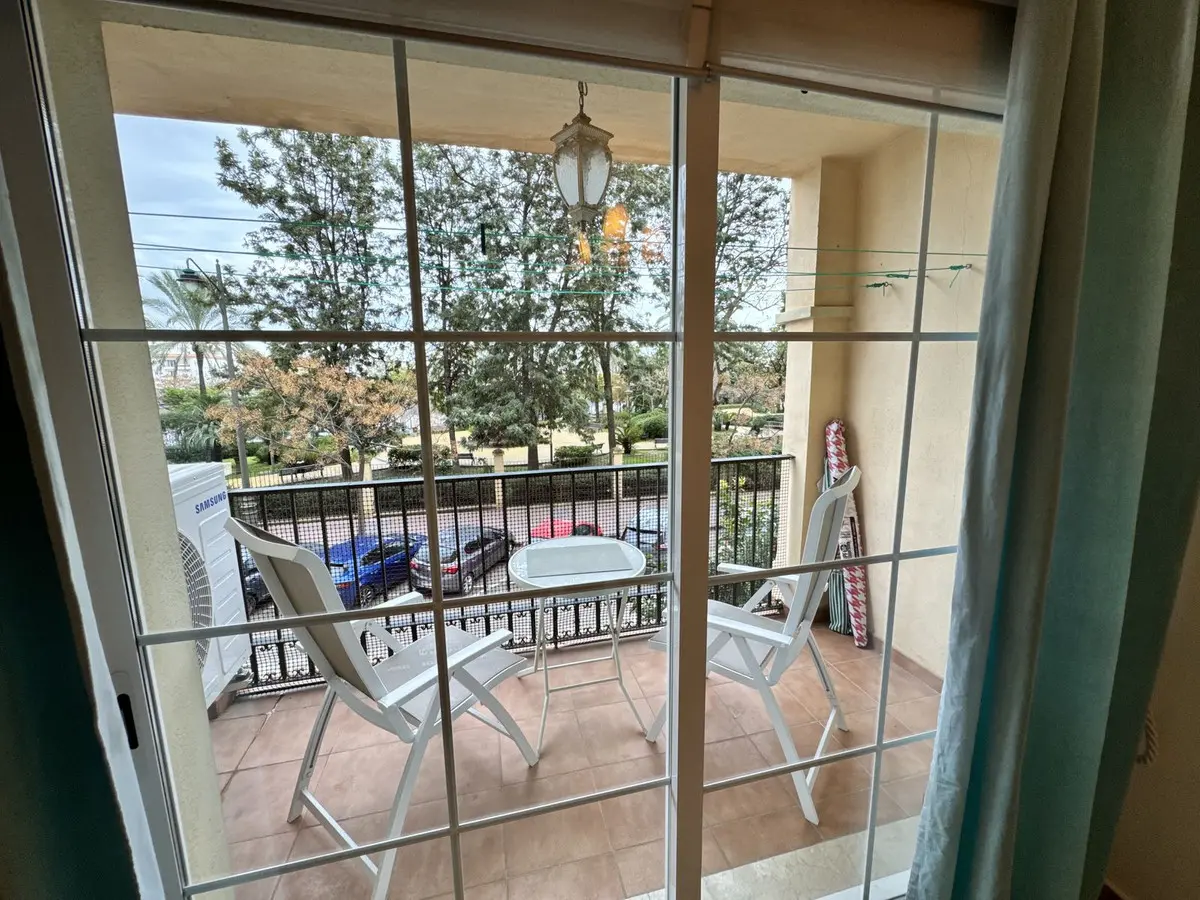 Apartment Of 96 M² In Estepona, Spain