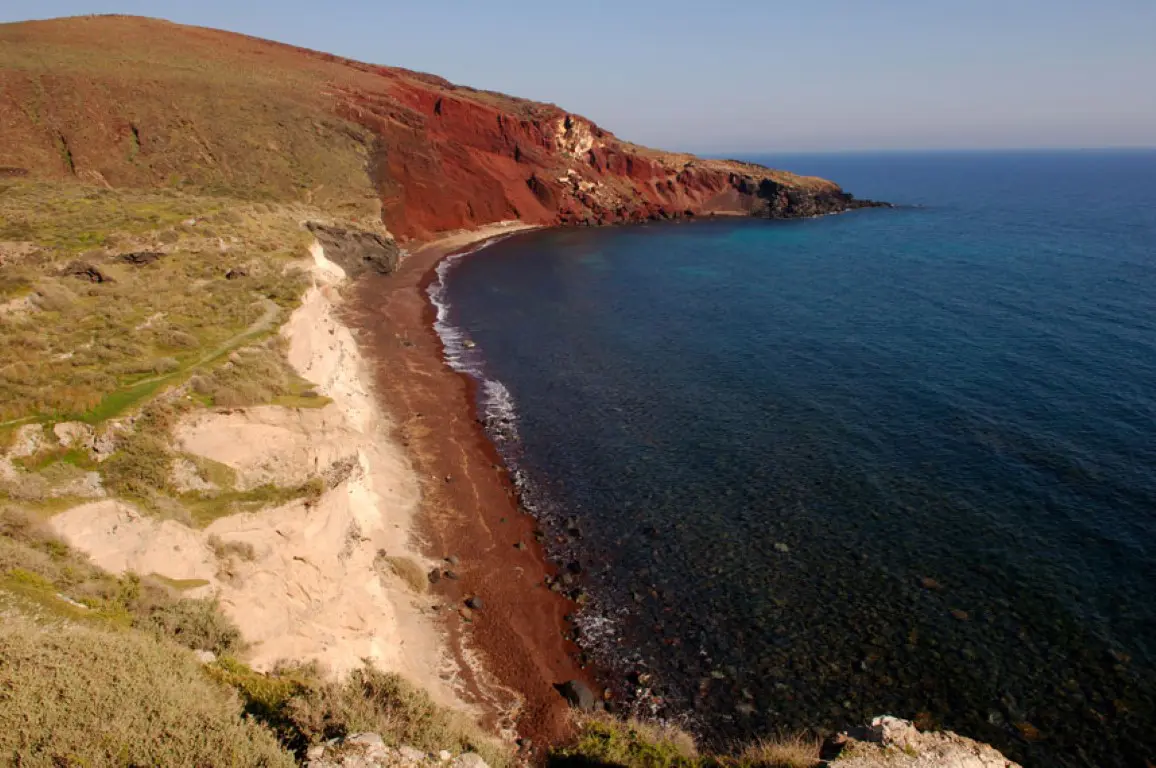 Land Of 63000 M² In Santorini