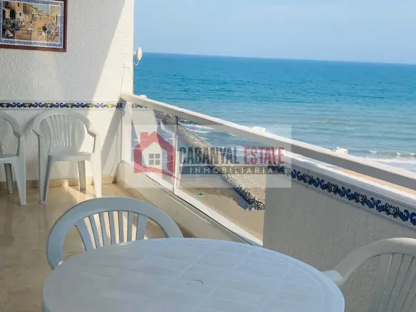 Apartment Of 72 M² In El Puig De Santa Maria, Spain