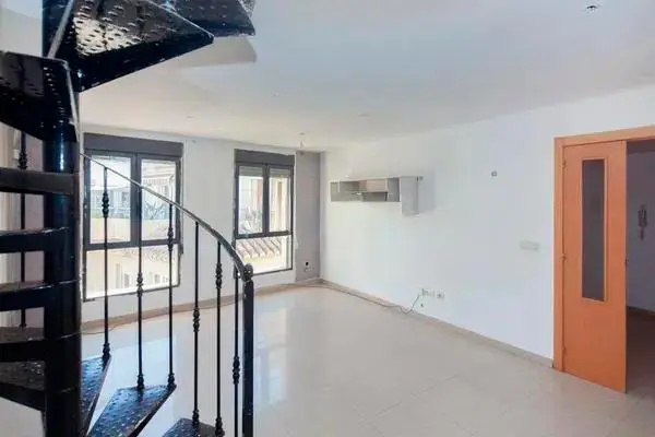 Apartment Of 137 M² In Liria, Spain