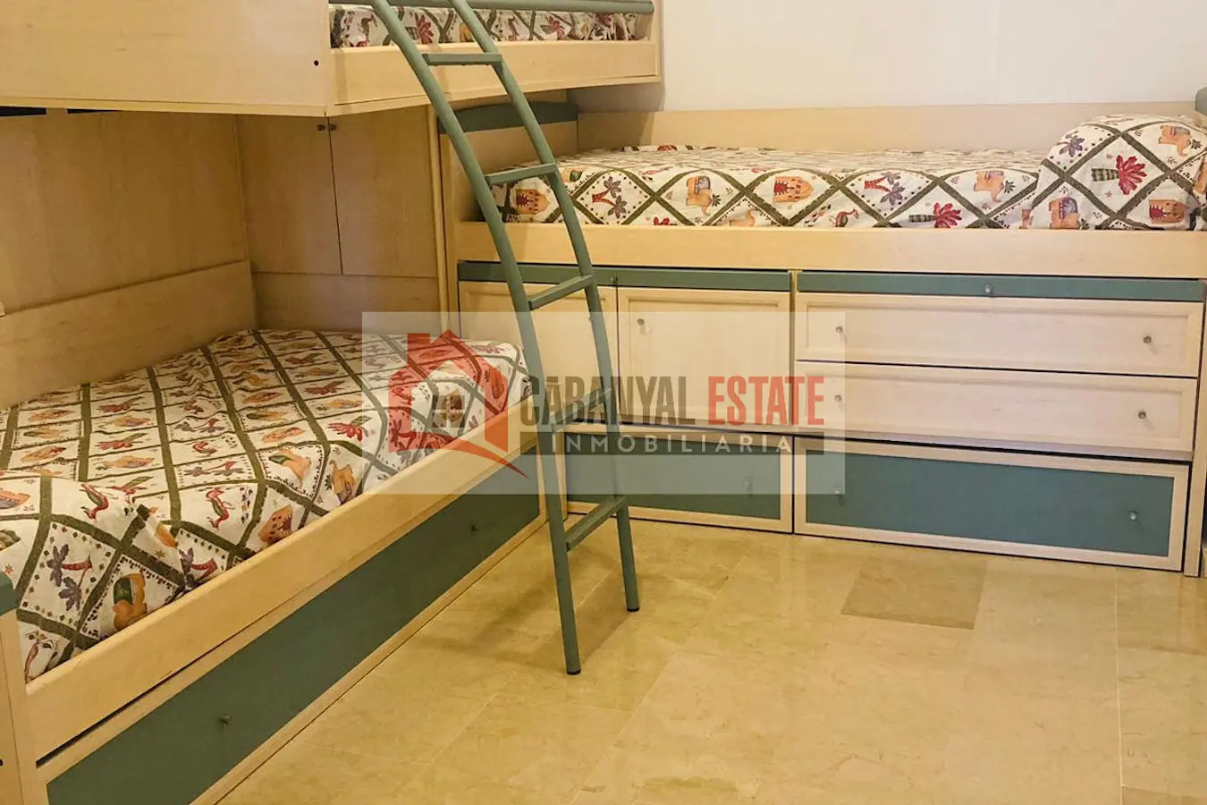 Apartment Of 72 M² In El Puig De Santa Maria, Spain