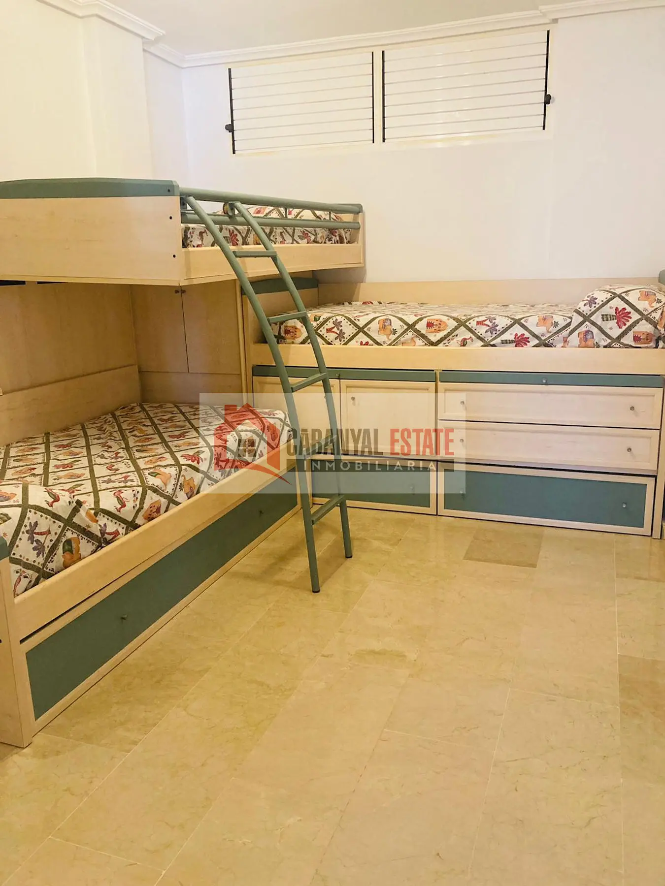 Apartment Of 72 M² In El Puig De Santa Maria, Spain