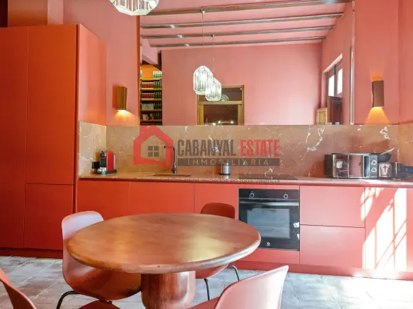 Apartment Of 80 M² In Valencia, Spain