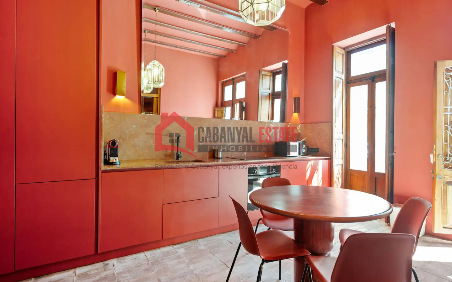 Apartment Of 80 M² In Valencia, Spain