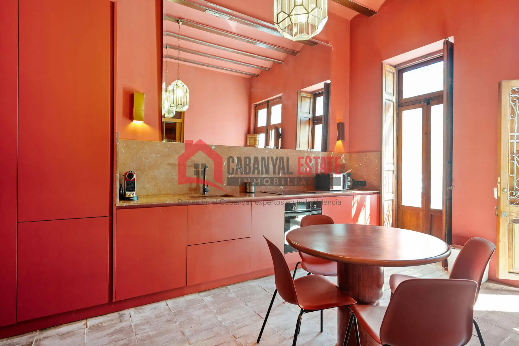 Apartment Of 80 M² In Valencia, Spain