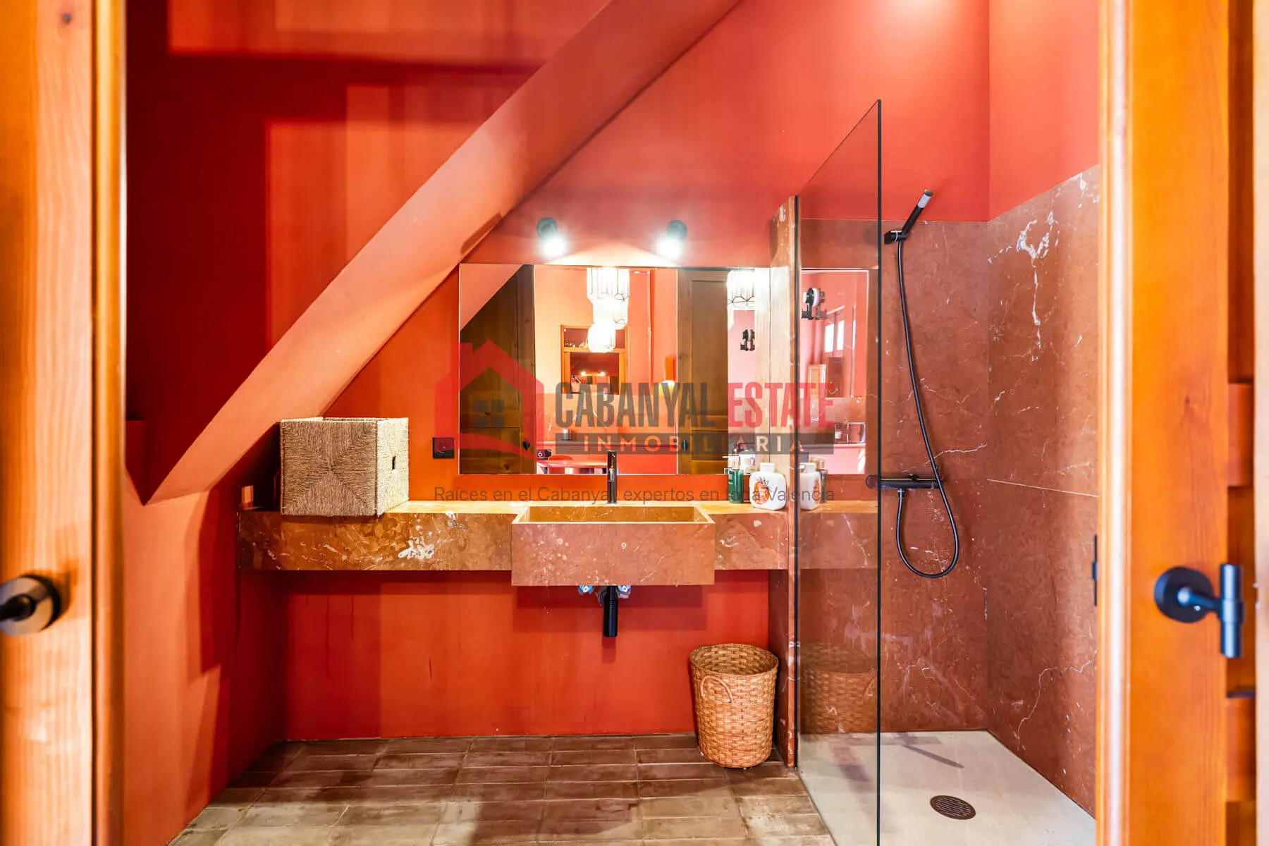 Apartment Of 80 M² In Valencia, Spain