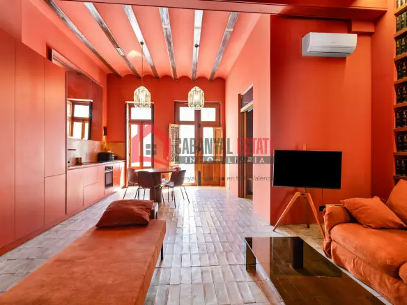 Apartment Of 80 M² In Valencia, Spain