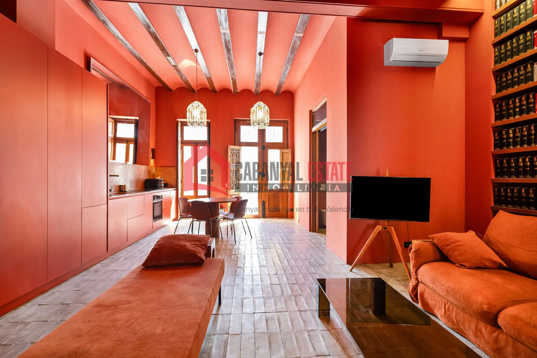 Apartment Of 80 M² In Valencia, Spain