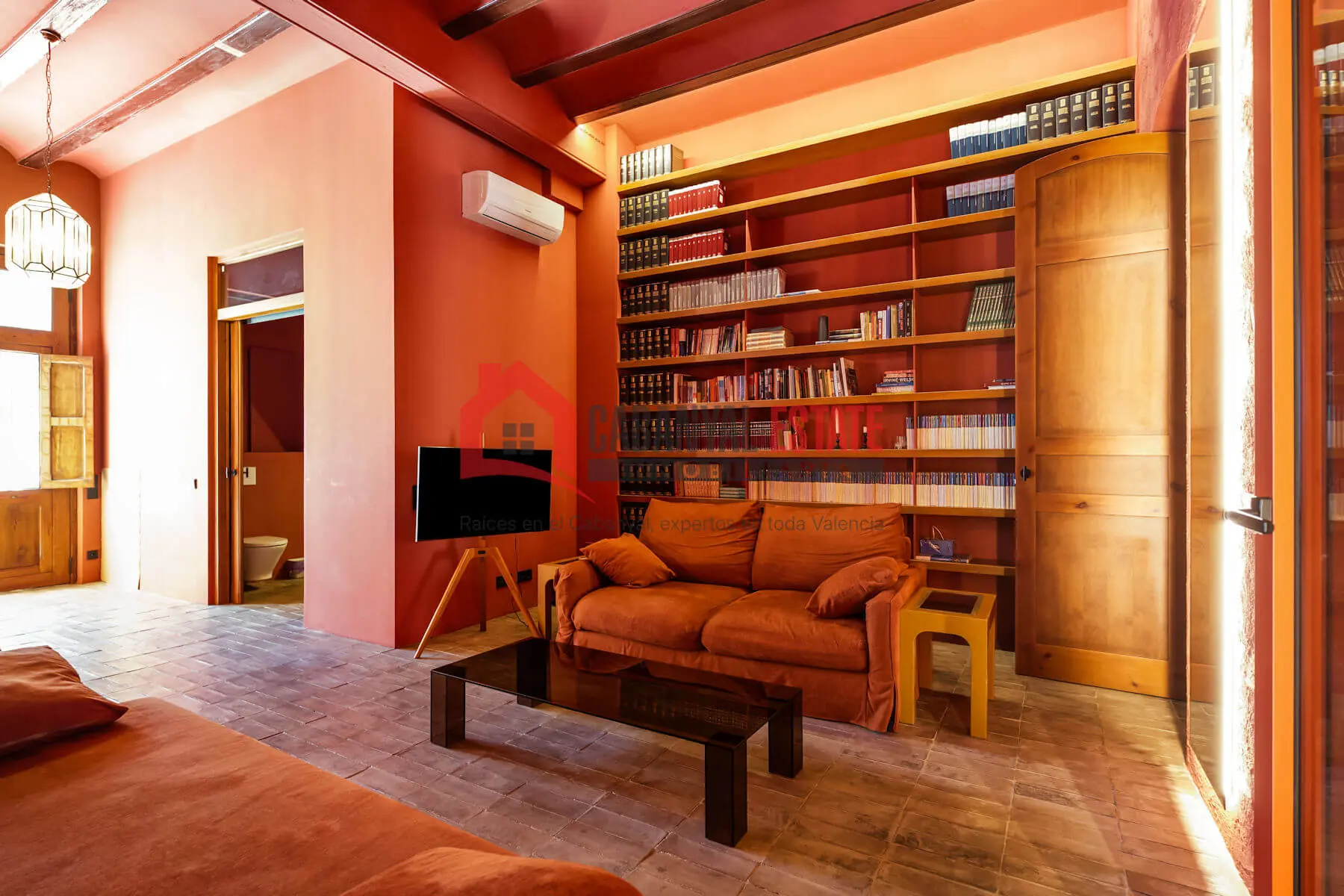 Apartment Of 80 M² In Valencia, Spain