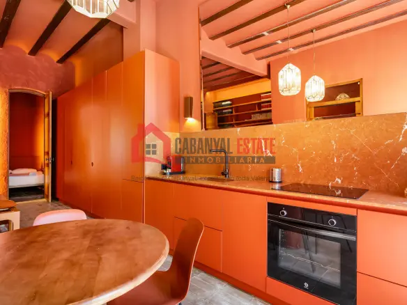 Apartment Of 80 M² In Valencia, Spain