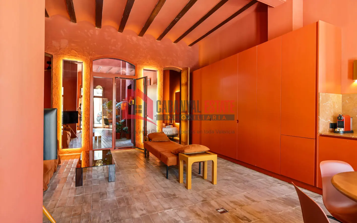 Apartment Of 80 M² In Valencia, Spain