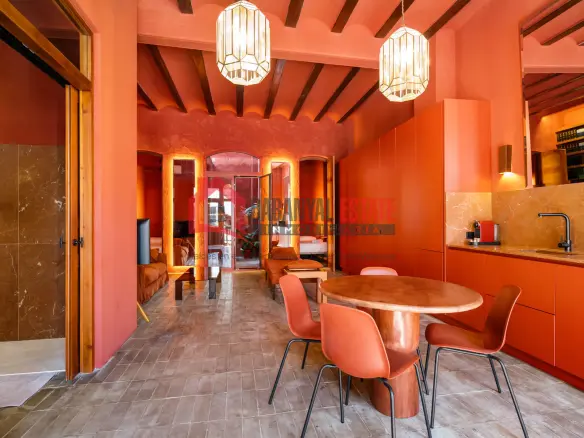 Apartment Of 80 M² In Valencia, Spain