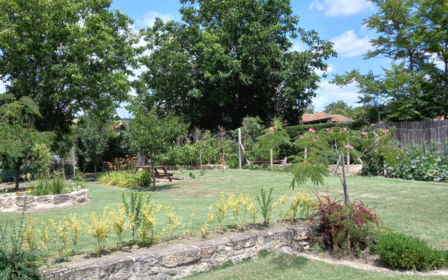 House Of 39 Km² With 3 Bedrooms And Renovation Near Varna