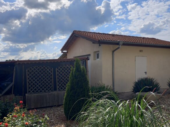 House Of 120 M² With 3 Bedrooms And Renovation In Varna