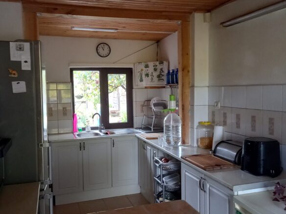 House Of 39 Km² With 3 Bedrooms And Renovation Near Varna