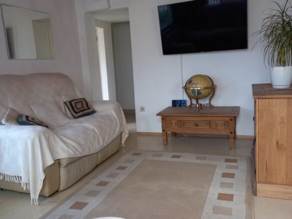 House Of 120 M² With 3 Bedrooms And Renovation In Varna