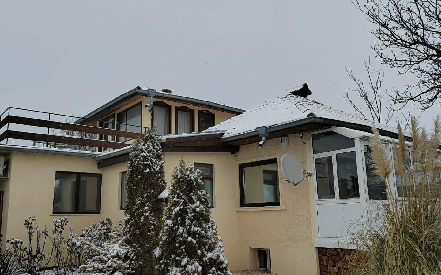 House Of 39 Km² With 3 Bedrooms And Renovation Near Varna