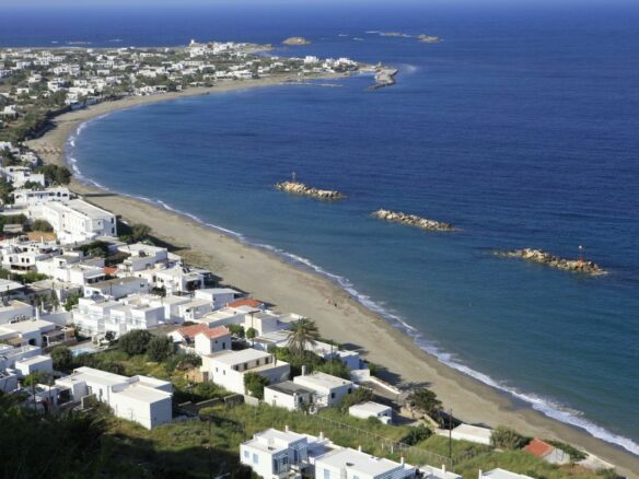 Land Of 1890 M² Acherounes In Skyros