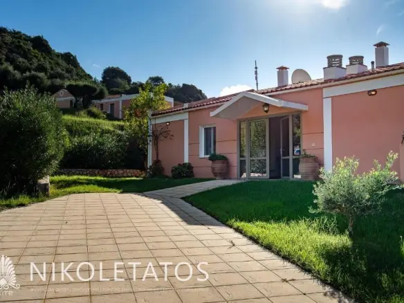 Commercial Property Of 150 M² In Mounda Skala, Greece