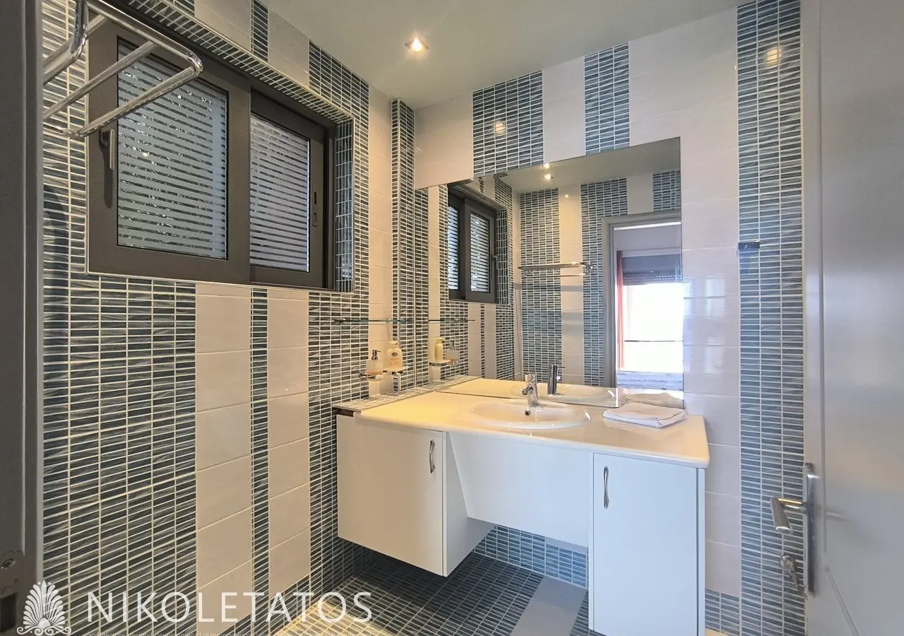 Villa Of 120 M² In Skala, Greece