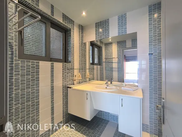 Villa Of 120 M² In Skala, Greece