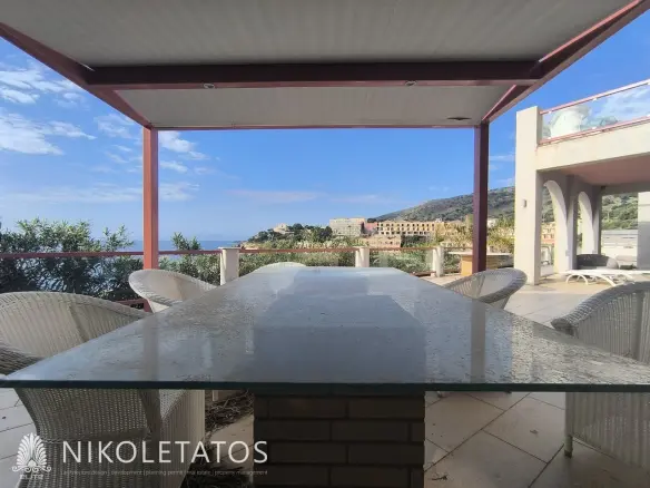 Villa Of 120 M² In Skala, Greece