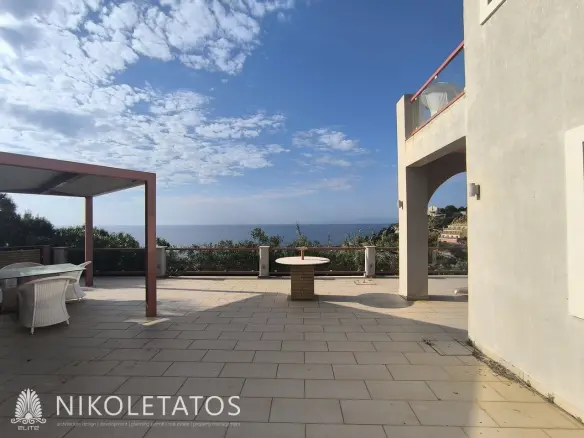 Villa Of 120 M² In Skala, Greece