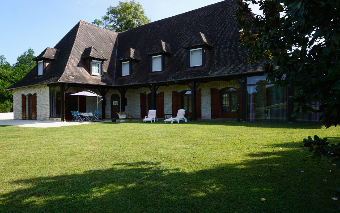 Property Of 2 Ponds In Dordogne, France