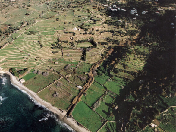 Secluded Seafront Sanctuary On A Greek Island – Ideal For Nature Lovers & Solitude Seekers