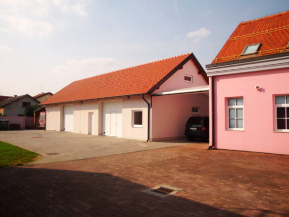 Mixed-use Property Of 510 M² With Investment Opportunity In Koprivnica, Croatia