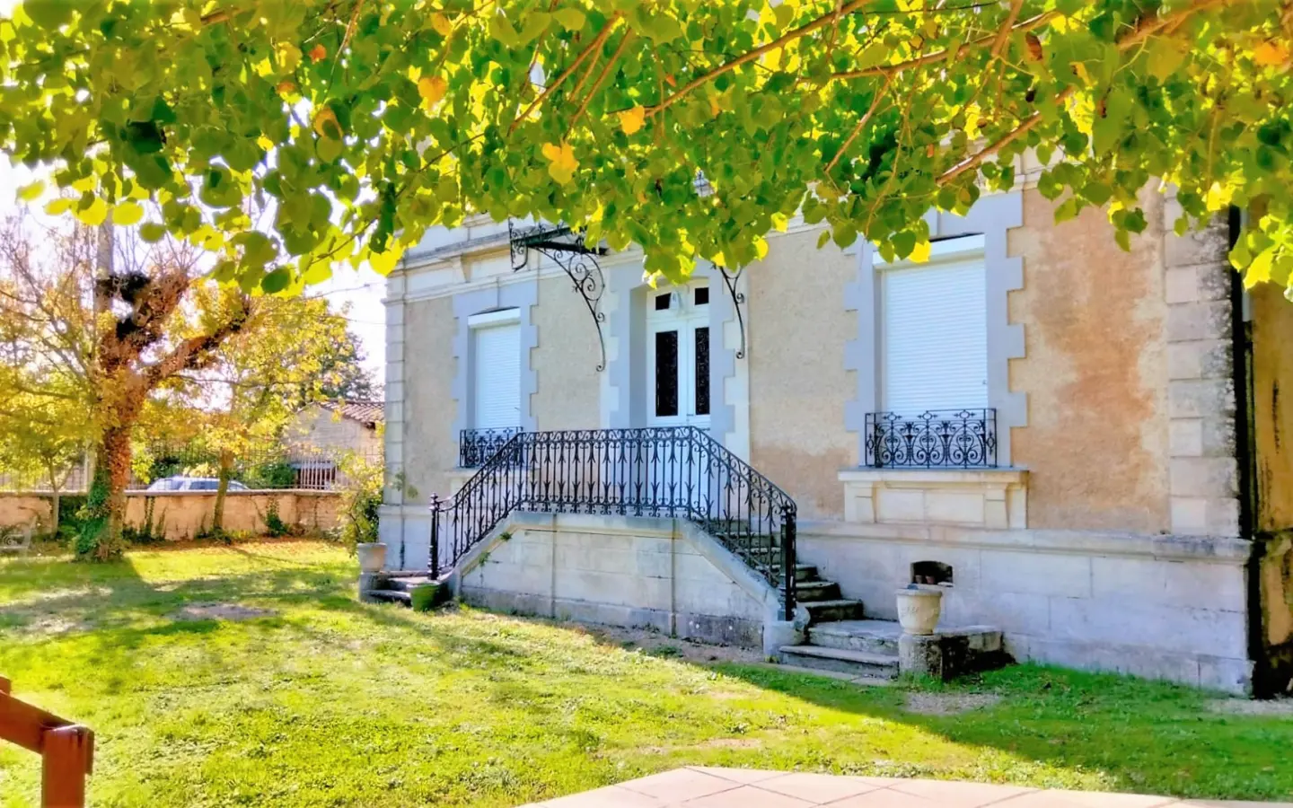 Maison De Maître Of 5 Bed With Pool, Gîte, Fast Internet In Nr. Angoulême