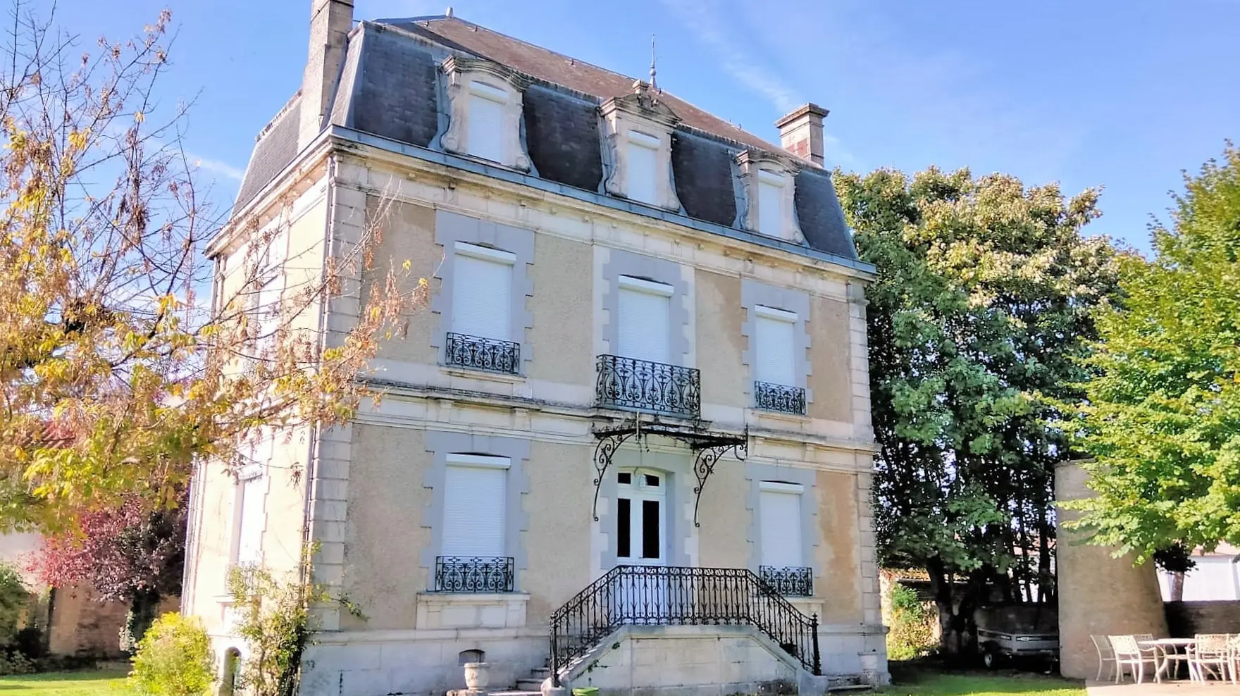 Maison De Maître Of 5 Bed With Pool, Gîte, Fast Internet In Nr. Angoulême