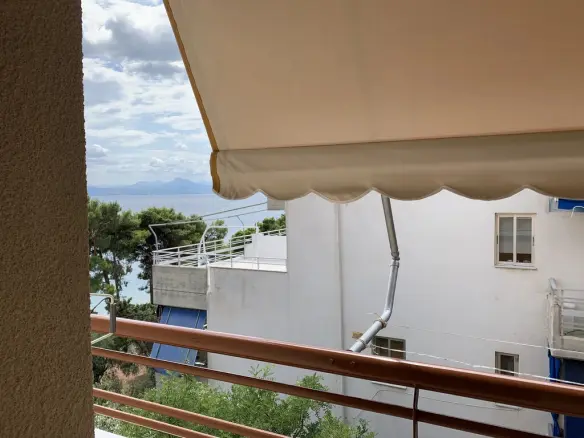 Flat Of 89 M² In Loutraki