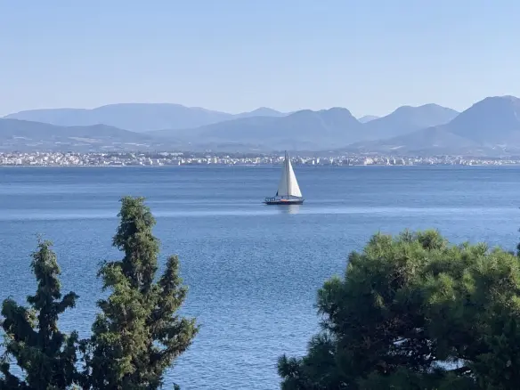 Flat Of 89 M² In Loutraki