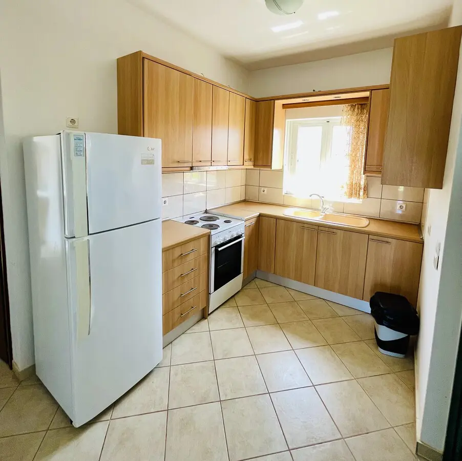 Hotel Of 1000 M² In Peloponnese
