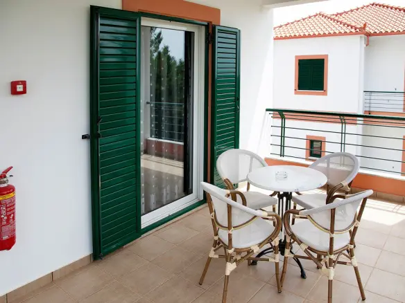 Hotel Of 1000 M² In Peloponnese