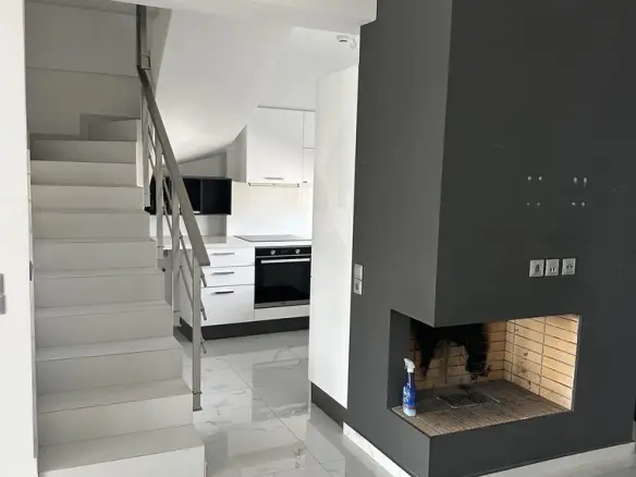 3-bedroom Maisonette In Peristeri, Greece (102 M²)