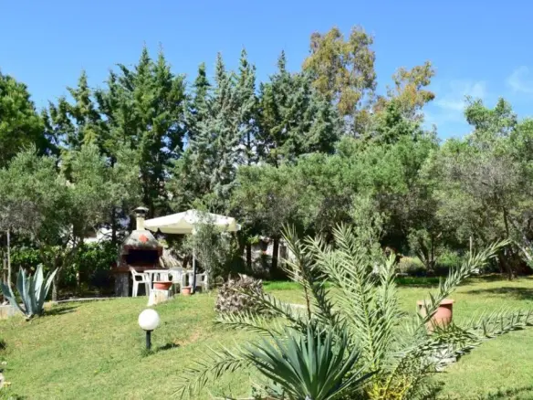 Hotel Of 150 M² In Sithonia, Chalkidiki