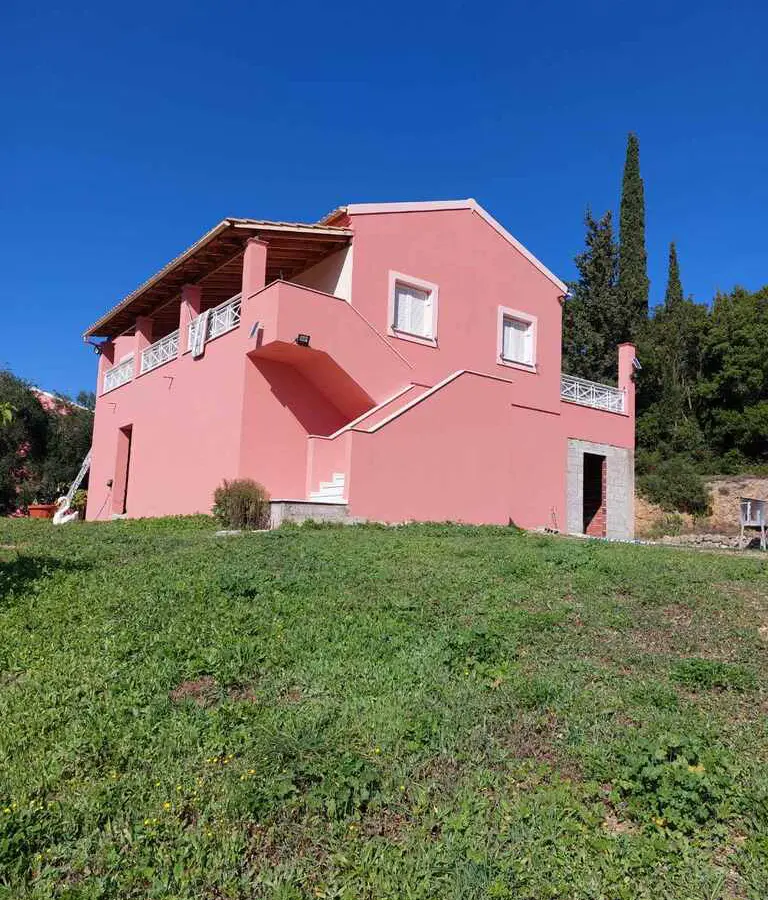 Detached House Of 319 M² In Corfu
