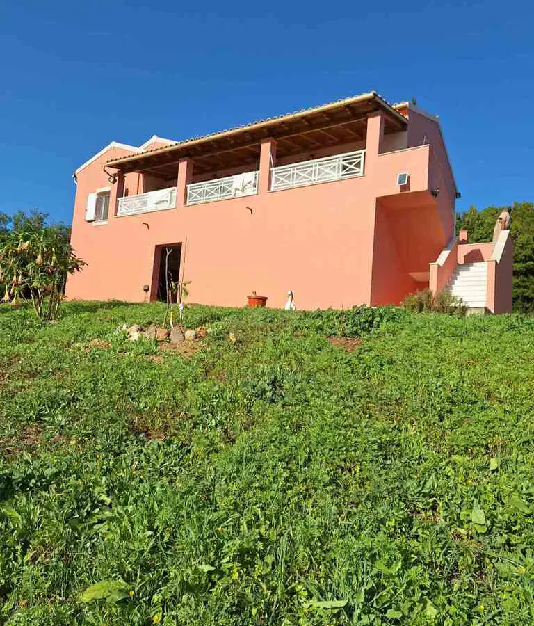 Detached House Of 319 M² In Corfu