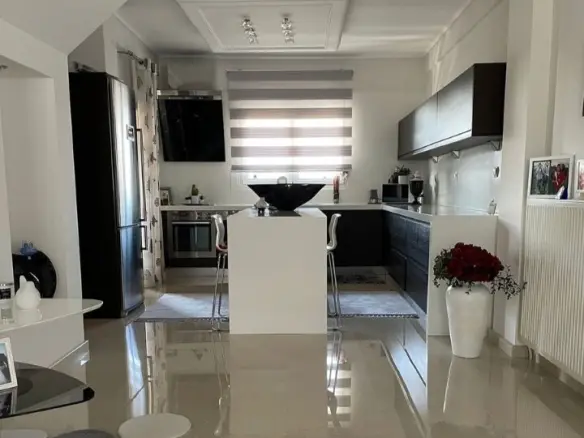 Detached House Of 300 M² In The Suburbs Of Thessaloniki