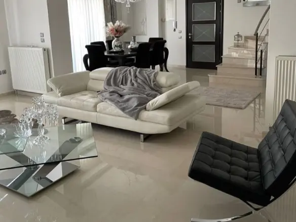 Detached House Of 300 M² In The Suburbs Of Thessaloniki