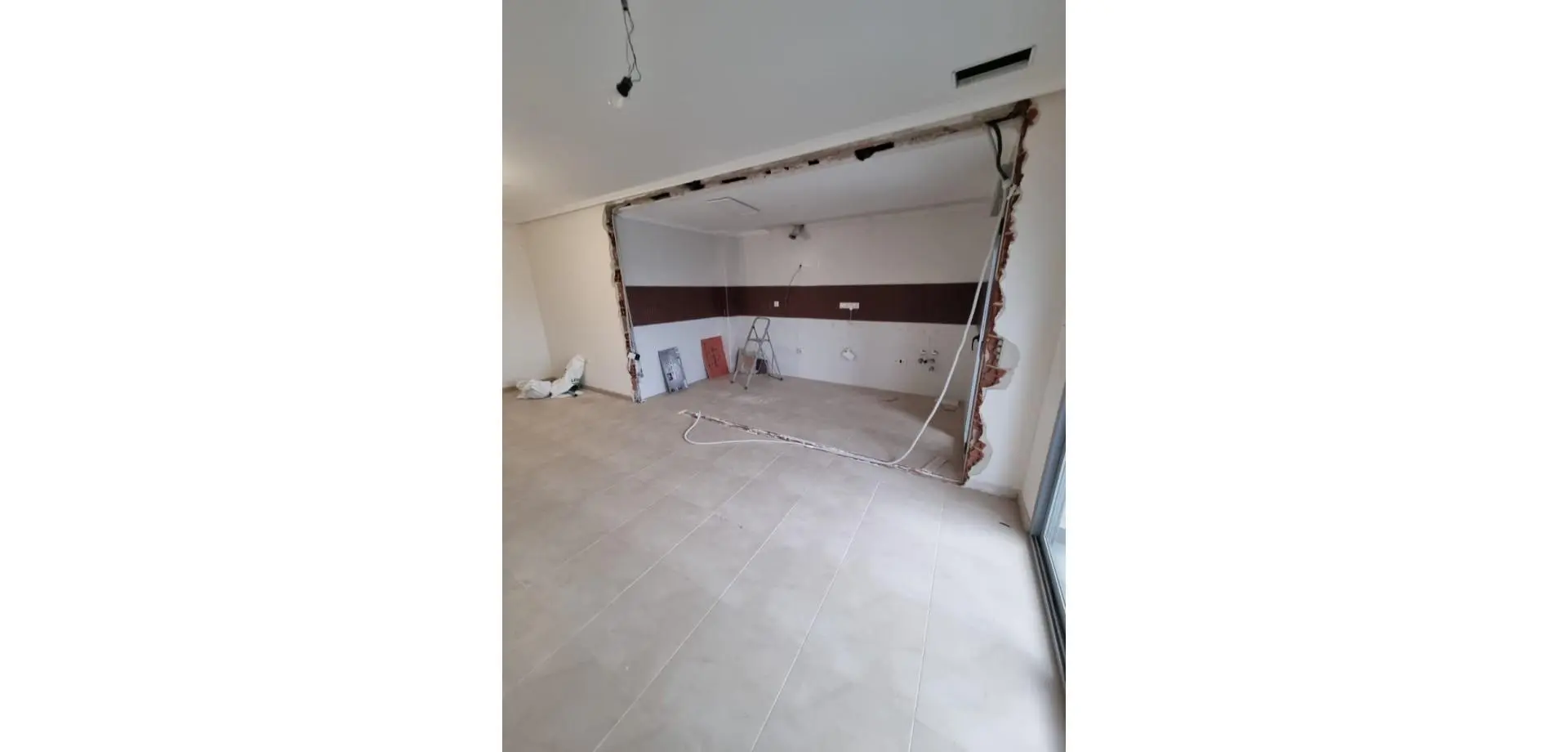 Apartment Of 90 M² In Torrevieja, Spain