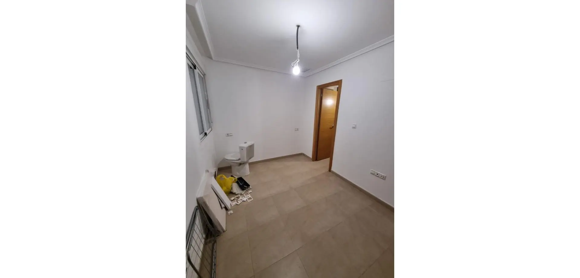 Apartment Of 90 M² In Torrevieja, Spain