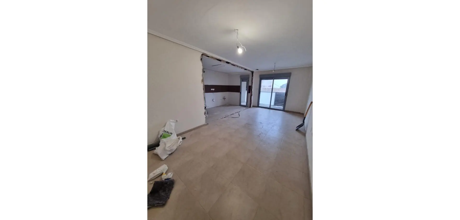 Apartment Of 90 M² In Torrevieja, Spain